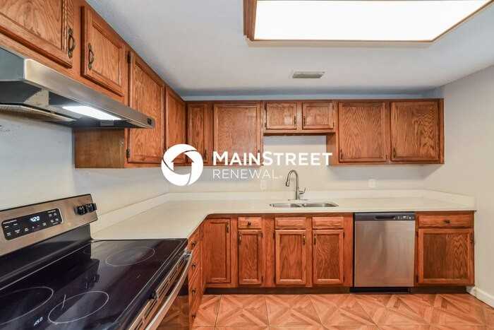 806 W Arizona Ave - Photo 7 of 17