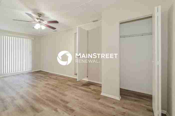 806 W Arizona Ave - Photo 7 of 17