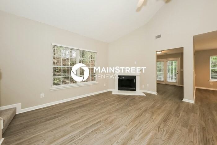 10123 Deep Creek Dr - Photo 3 of 17