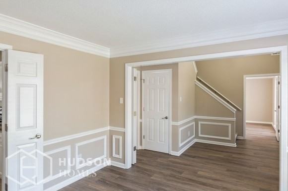 364 Locust Grove Dr - Photo 3 of 18