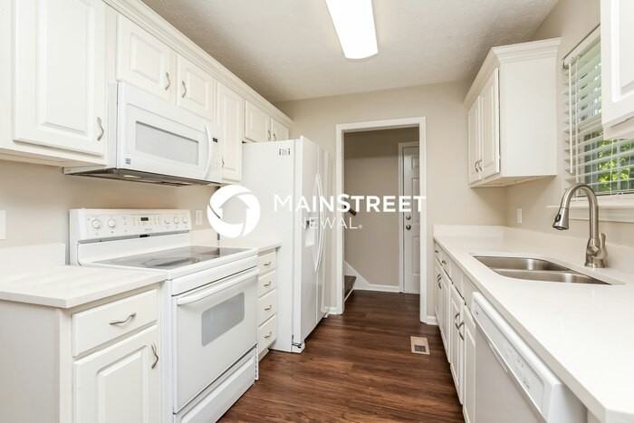 142 Cartwright Pkwy - Photo 6 of 18