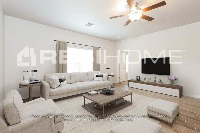 8168 Brighton Ave - Photo 4 of 17