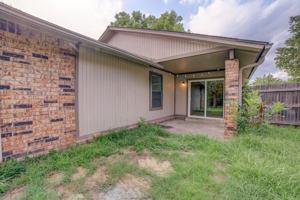 featured image of 2505 E Princeton St