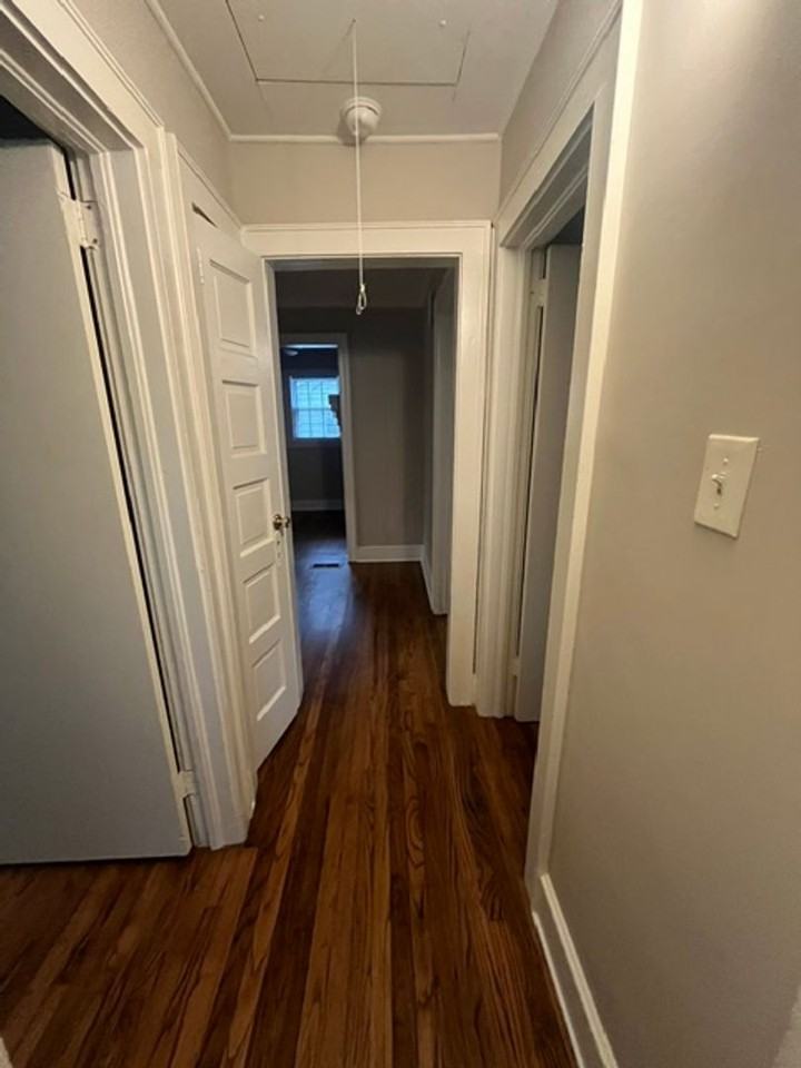 1410 Grove St - Photo 3 of 14