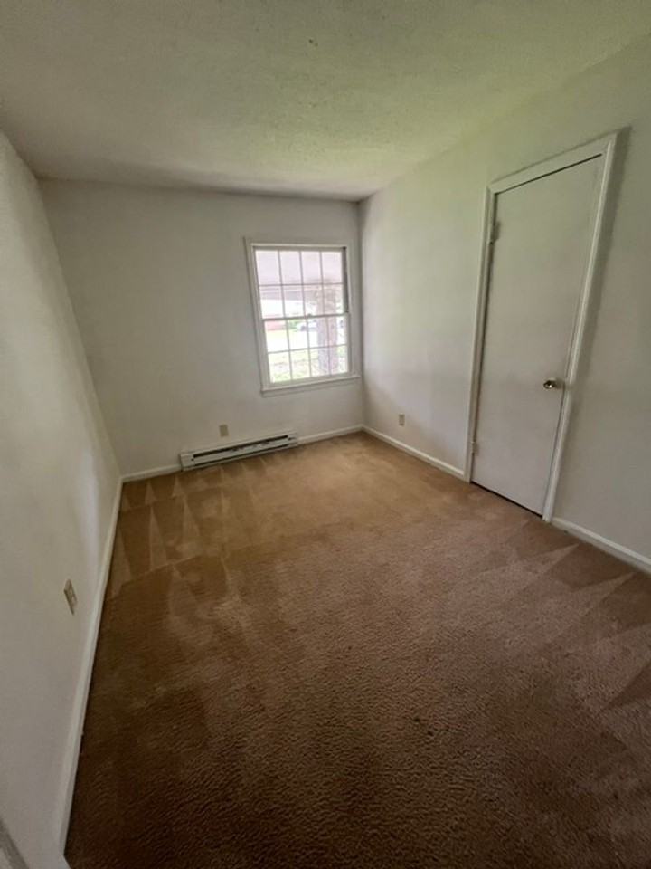 3626 Holts Chapel Rd - Photo 6 of 17
