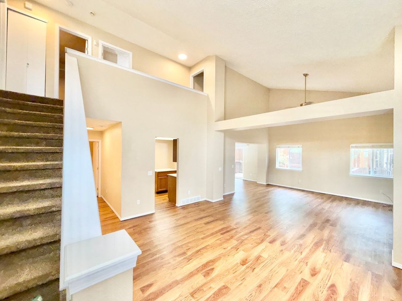 6050 Emma Ln - Photo 2 of 23