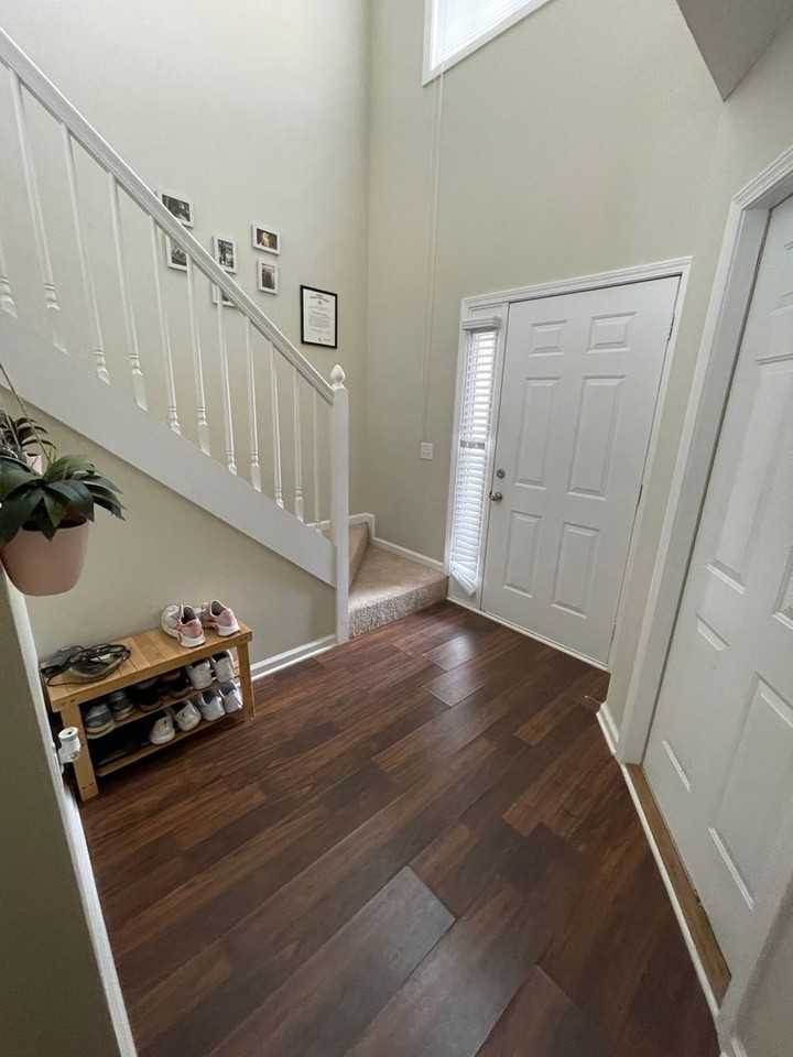 131 Concord Ave - Photo 2 of 14