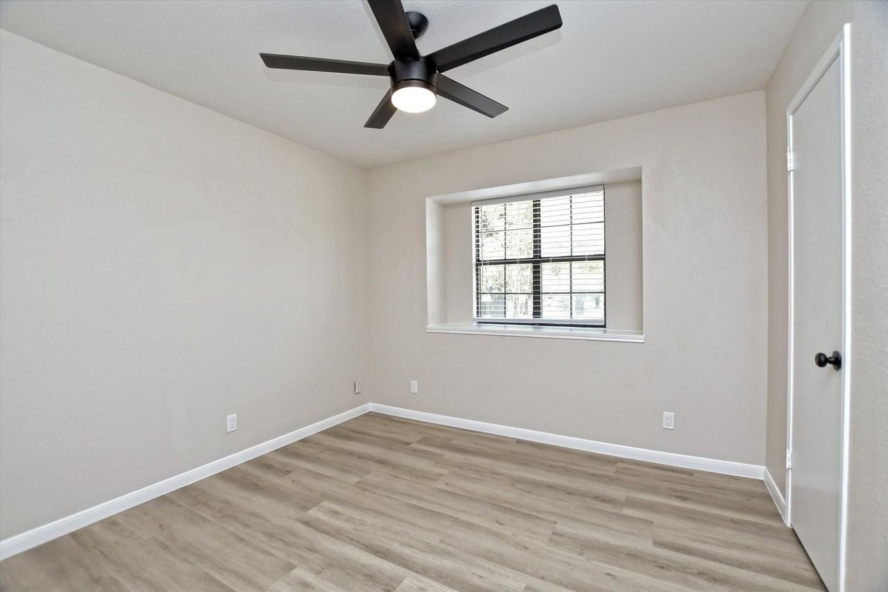 14407 Citron Cv #44 - Photo 4 of 25