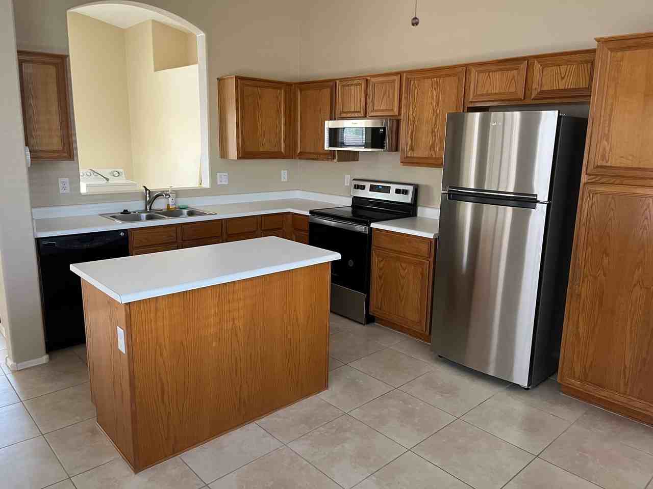 33 N Sahuaro Dr - Photo 6 of 16