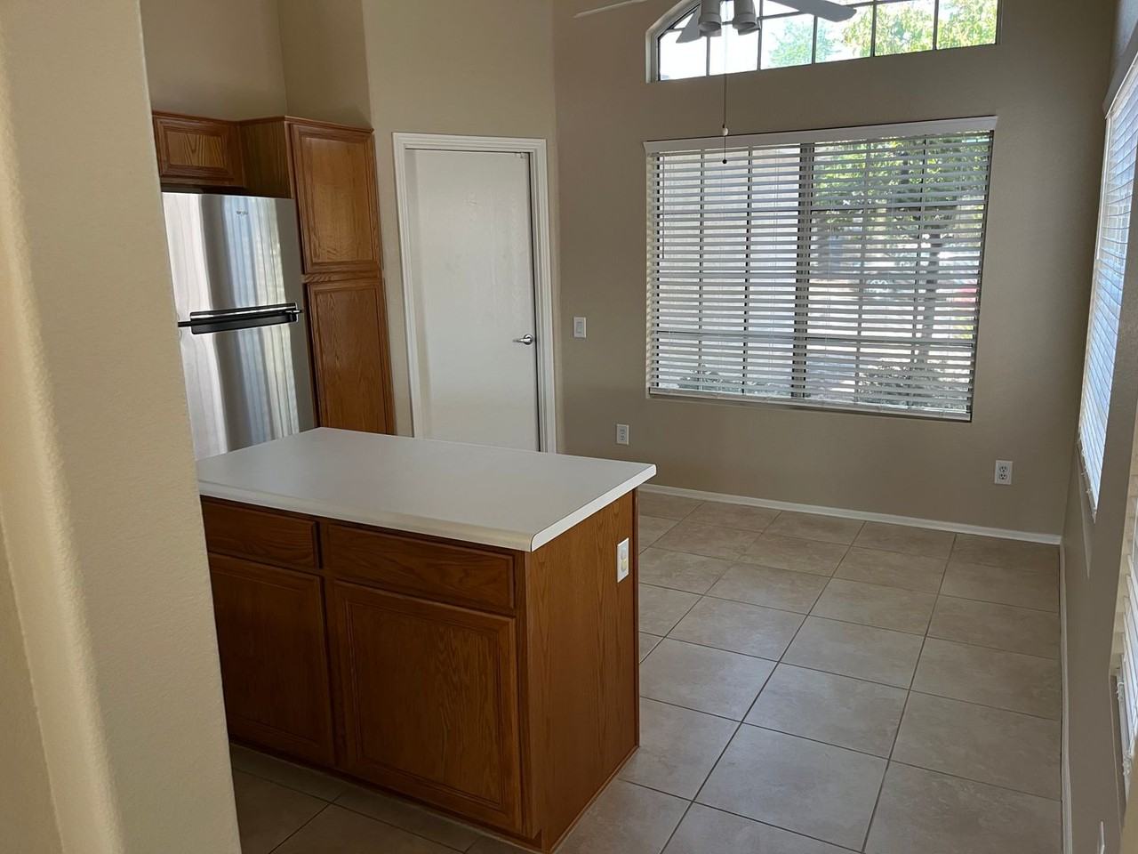33 N Sahuaro Dr - Photo 7 of 16