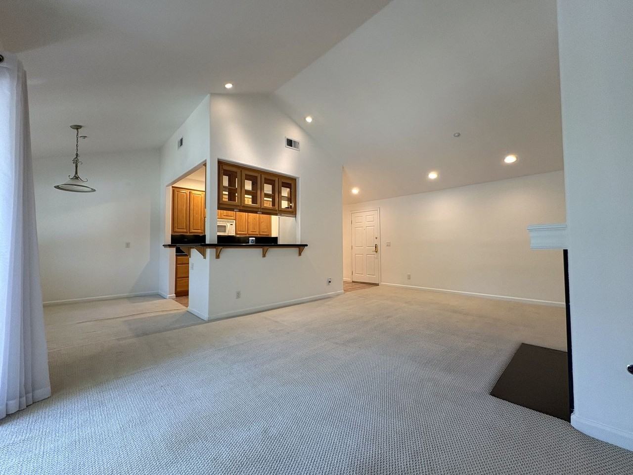 20 Willow Rd #34 - Photo 3 of 20