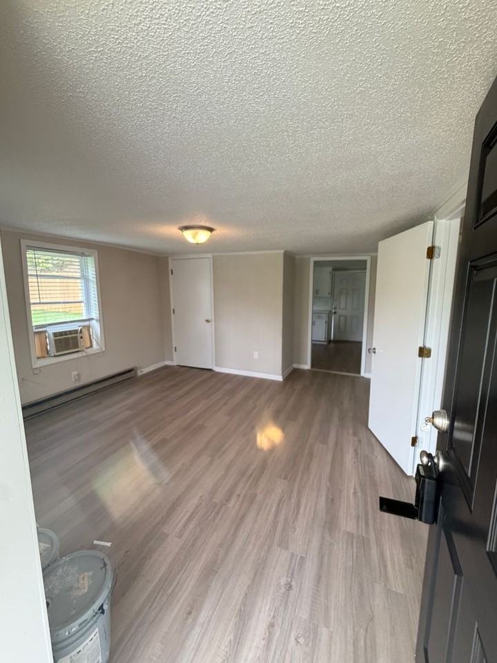 605 Grant Ave - Photo 5 of 14
