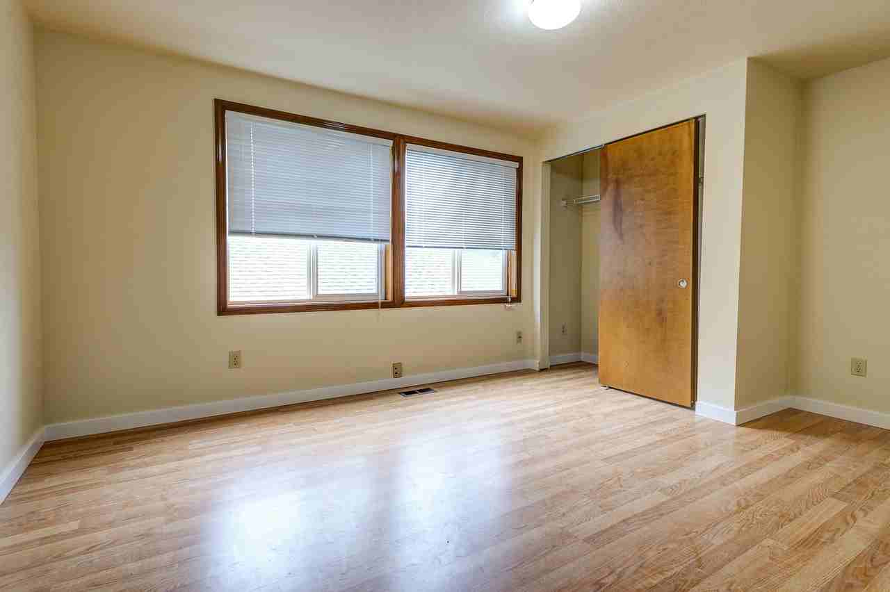 2118 Ne 54th St - Photo 6 of 18
