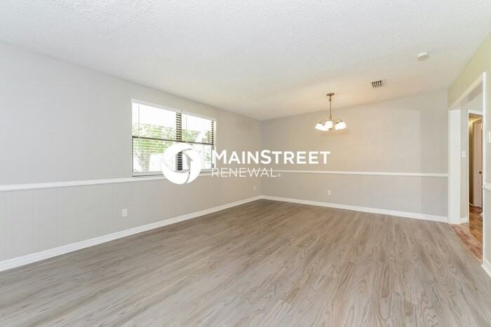 36 Sanford Ave - Photo 3 of 16