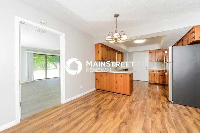 36 Sanford Ave - Photo 5 of 16