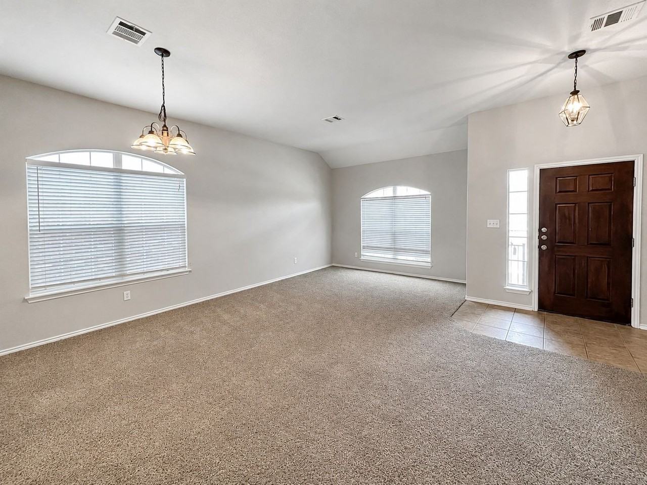 1411 Alpine Pond - Photo 4 of 20