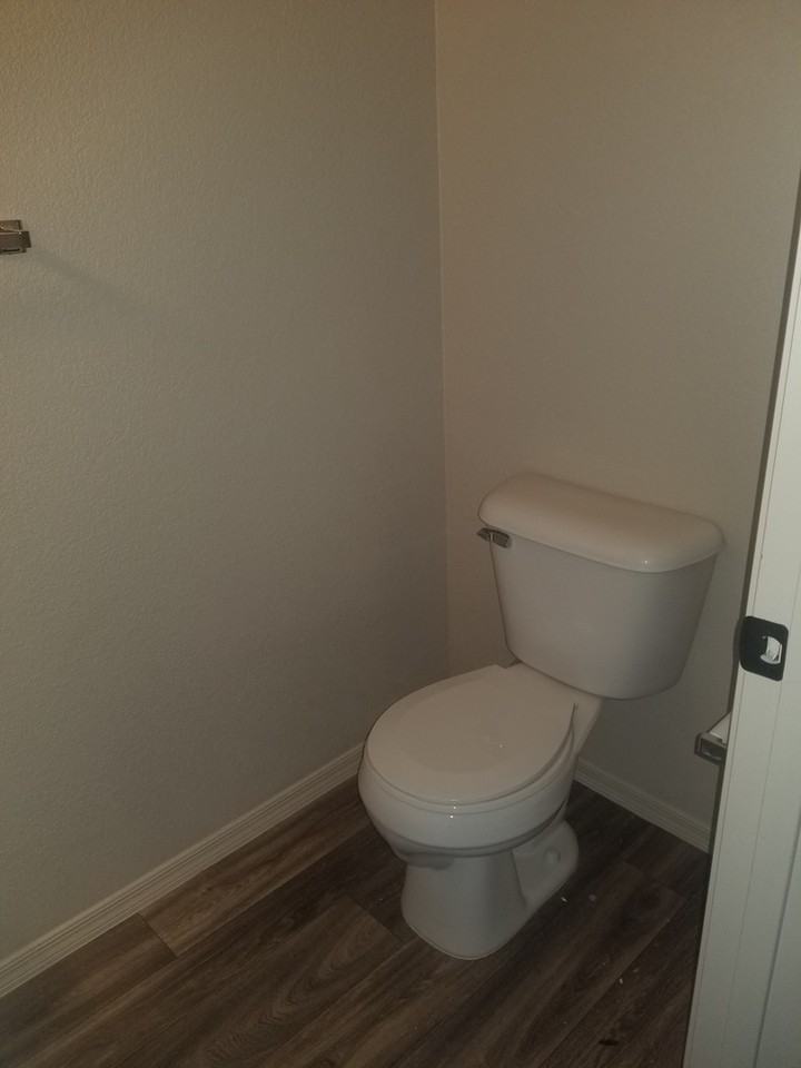 2238 S 37th Dr Bldg 21 #C - Photo 5 of 8