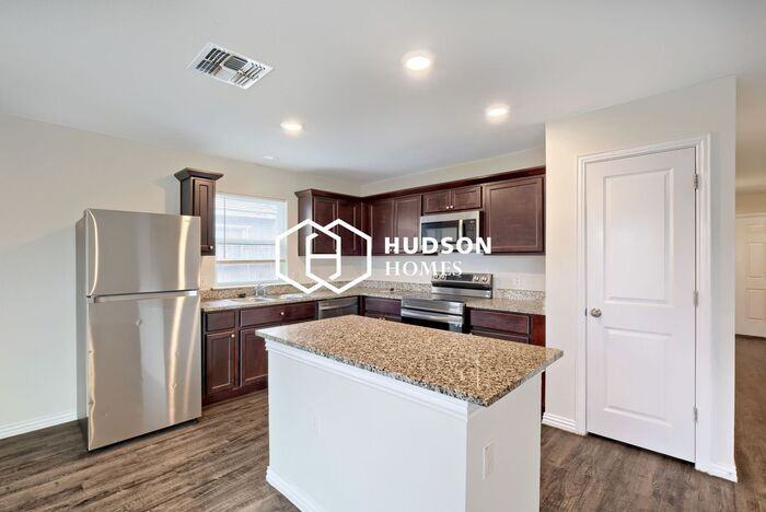 5946 Lake Superior St - Photo 6 of 14