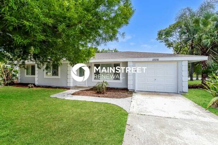 1206 Cricket Dr Ne - Photo 2 of 16