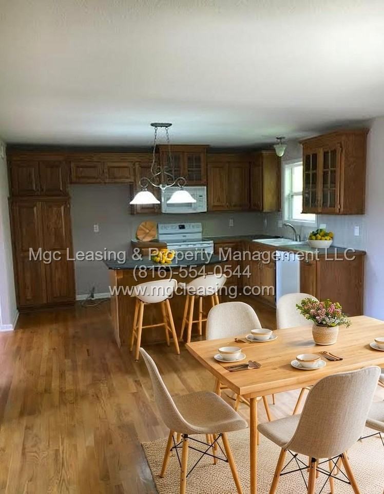 2116 Sw Eyrie Rd - Photo 3 of 16