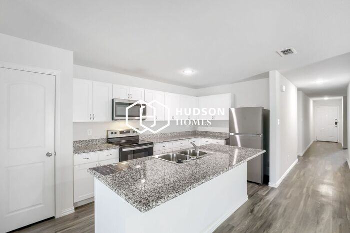 431 Shorty St - Photo 5 of 14