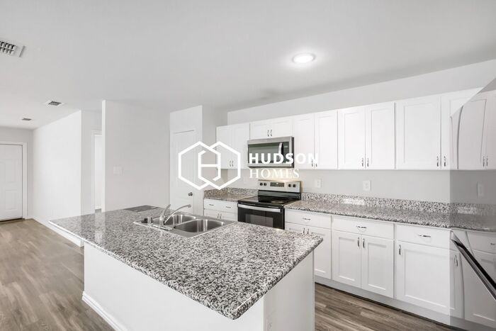 431 Shorty St - Photo 6 of 14