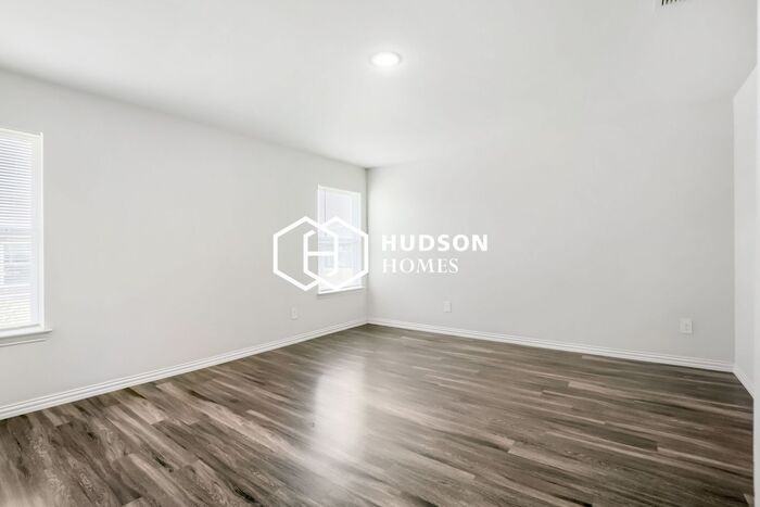 431 Shorty St - Photo 7 of 14
