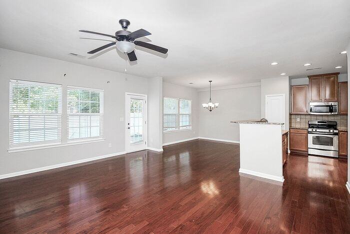 12038 Elizabeth Madison Ct - Photo 7 of 30
