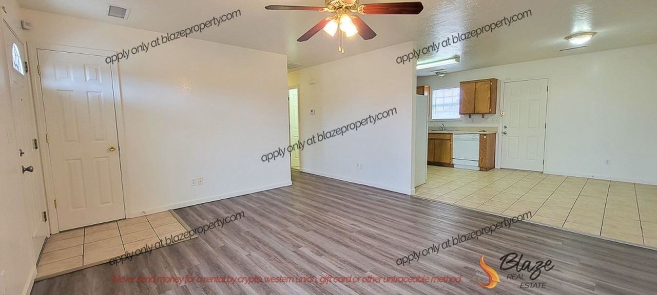 3132 Walnut St - Photo 3 of 15