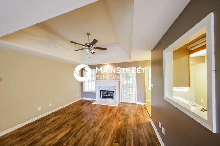 160 Laurel Oak Ln - Photo 2 of 16