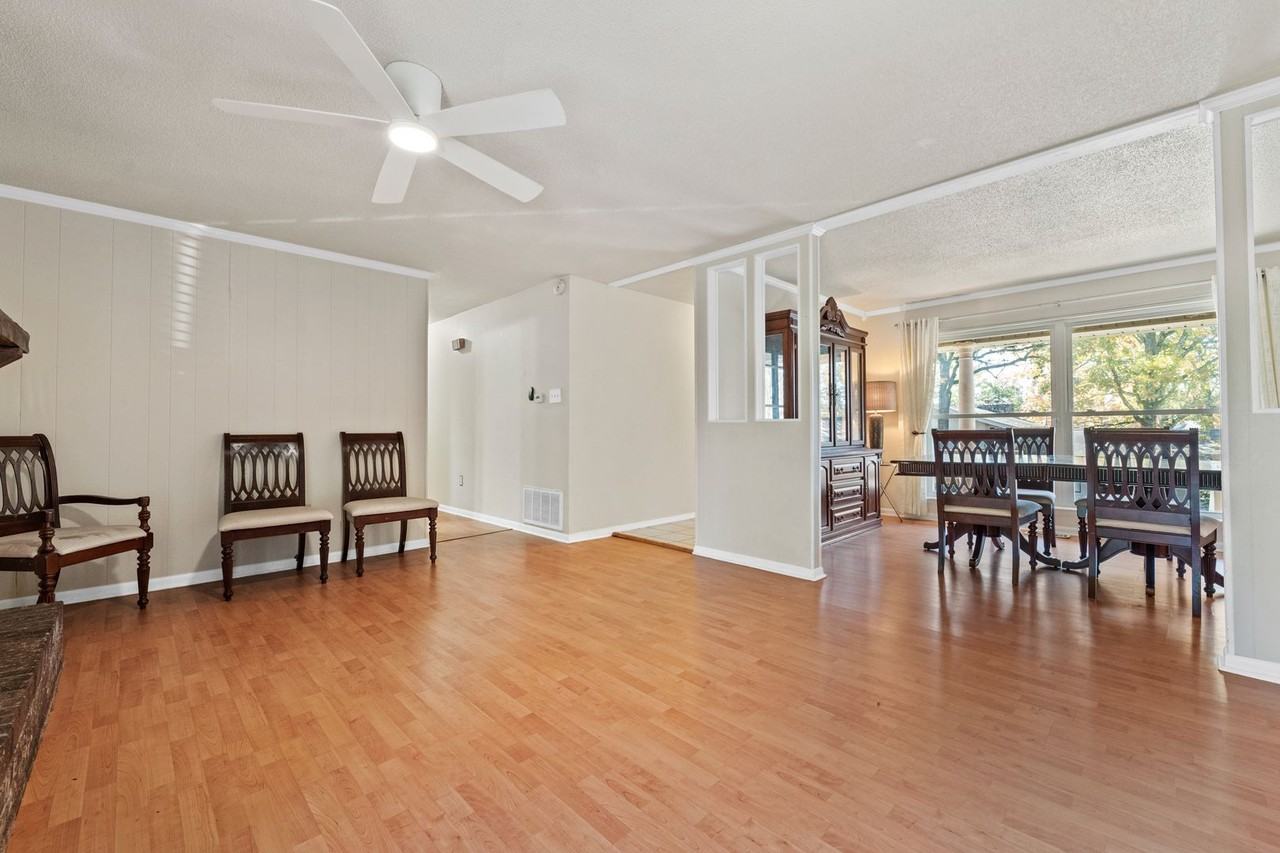 79 Shoshoni Dr - Photo 3 of 28