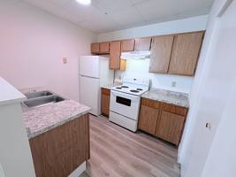 featured image of 252 W College Ave