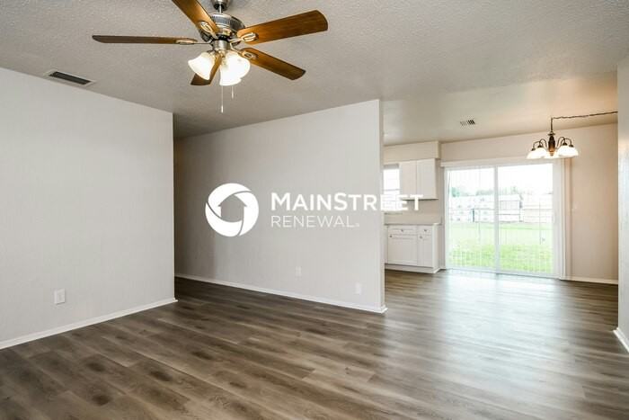 3810 High St - Photo 3 of 16