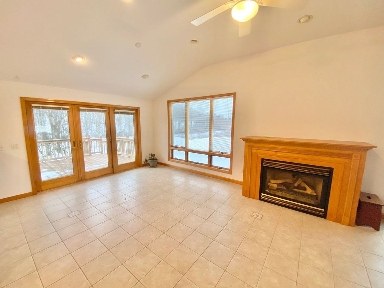 1266 Old Creamery Rd - Photo 6 of 24