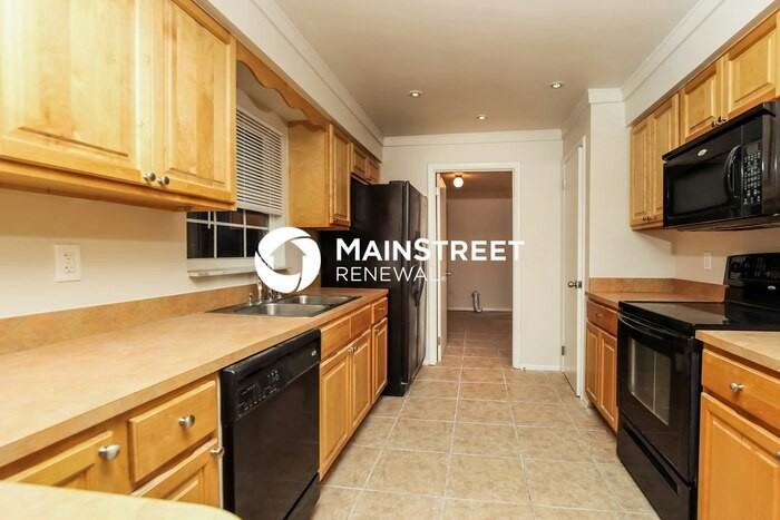 1018 Bernice Rd - Photo 5 of 16