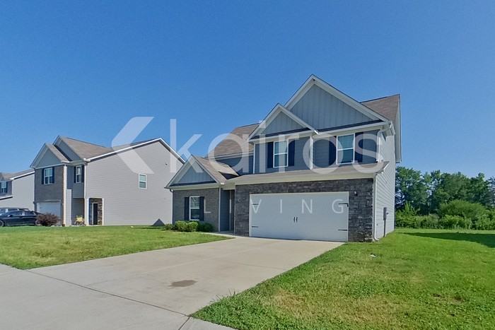 1111 Freedom Pkwy - Photo 2 of 41