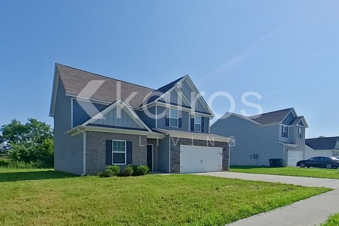 1111 Freedom Pkwy - Photo 4 of 41