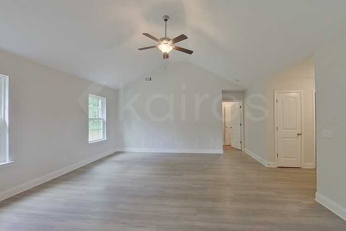 223 Western Red Cedar Dr - Photo 2 of 23