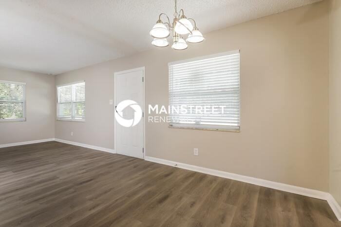 2605 E Ida St - Photo 2 of 16