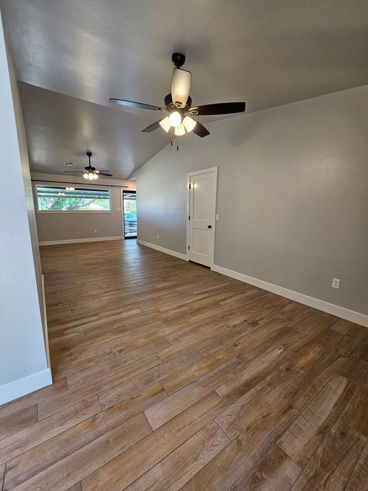 1804 N Nail Pkwy - Photo 3 of 22