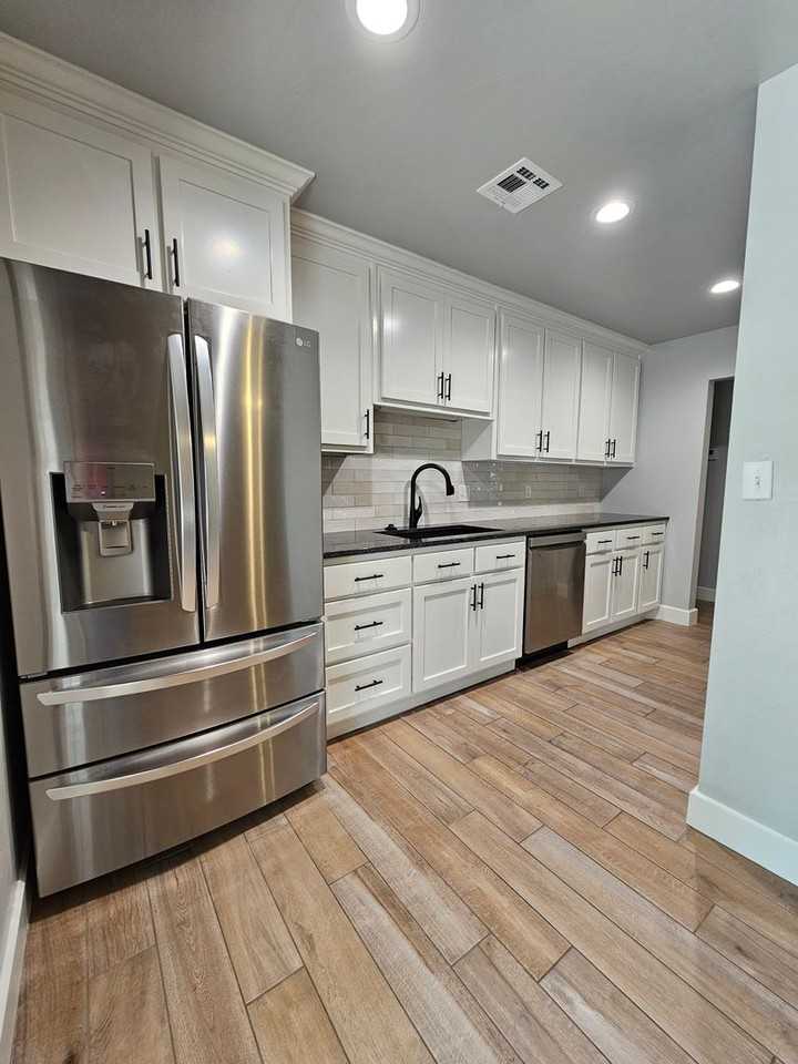 1804 N Nail Pkwy - Photo 5 of 22