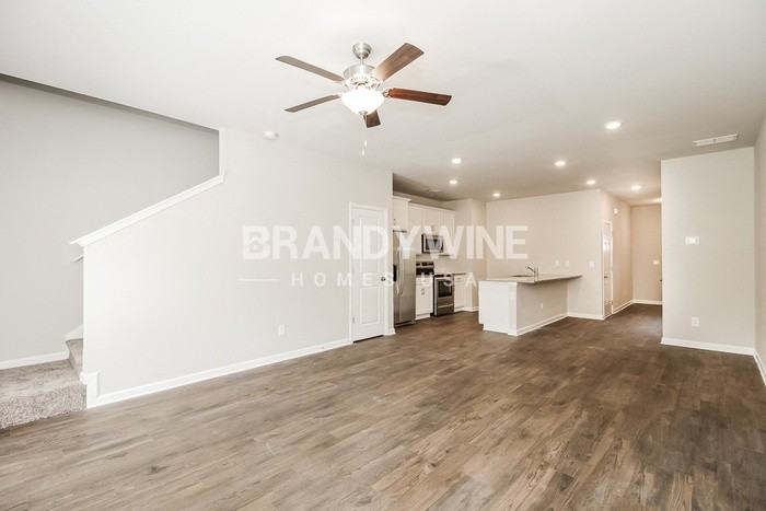 123 Crestview Way - Photo 5 of 33