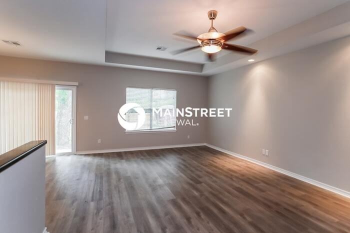 219 Grandview Rd - Photo 3 of 16