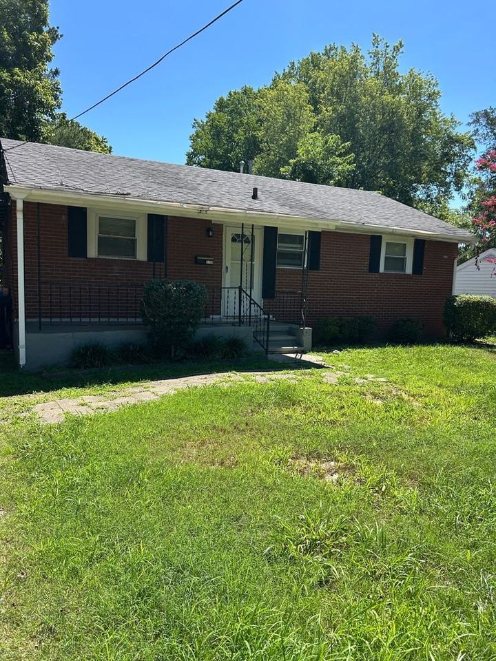 2119 Elbon Dr - Photo 2 of 12
