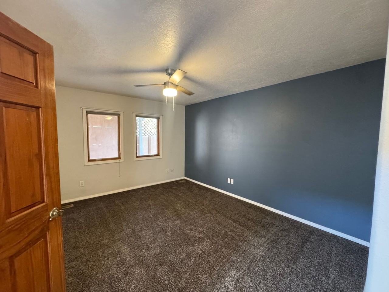 870 Southeast Cir Nw - Photo 6 of 11