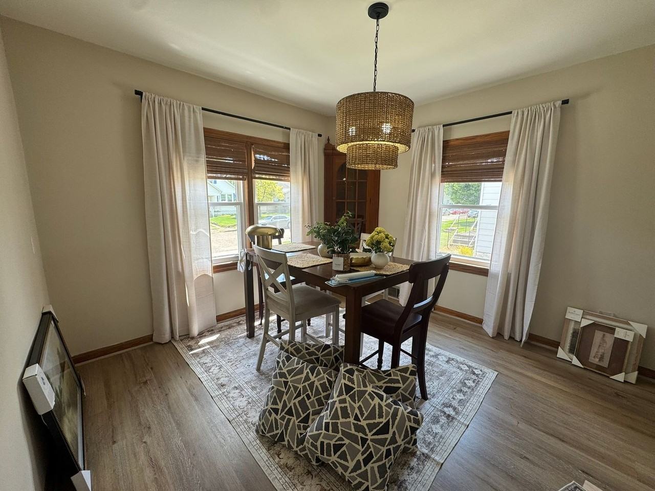 1620 Olive St - Photo 2 of 11