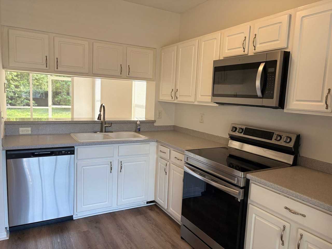 8079 Pacific Beach Dr - Photo 2 of 21