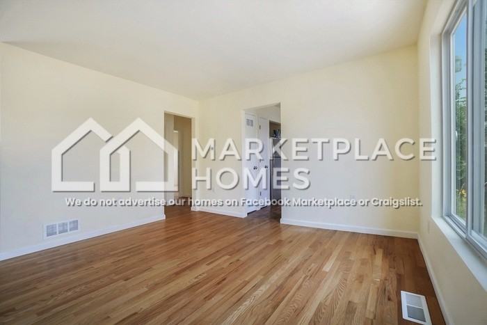 3610 Oneida St - Photo 7 of 23
