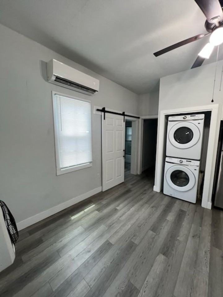 163 Hopewell St - Photo 6 of 6