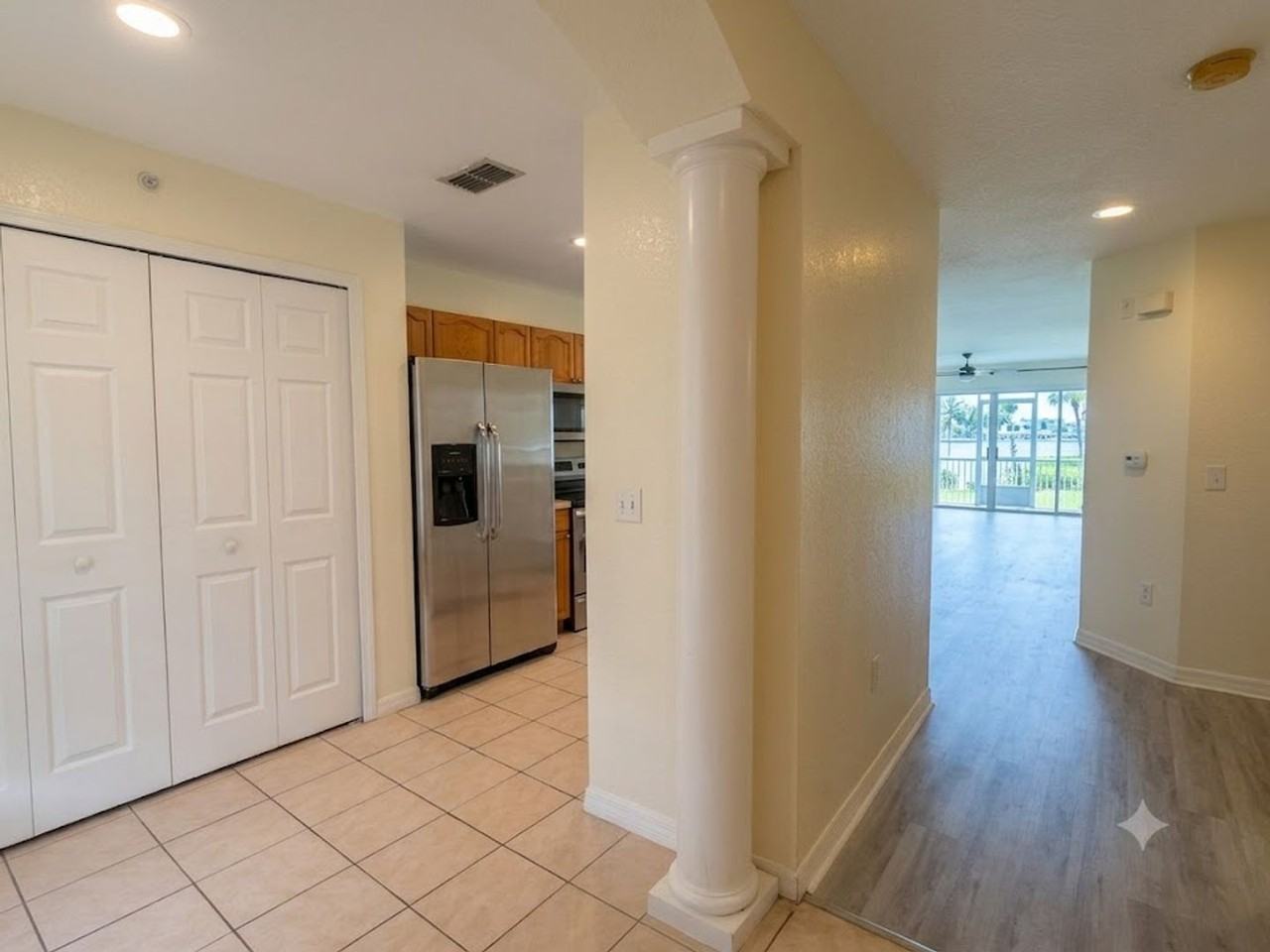 2607 Emerald Lake Ct - Photo 3 of 16